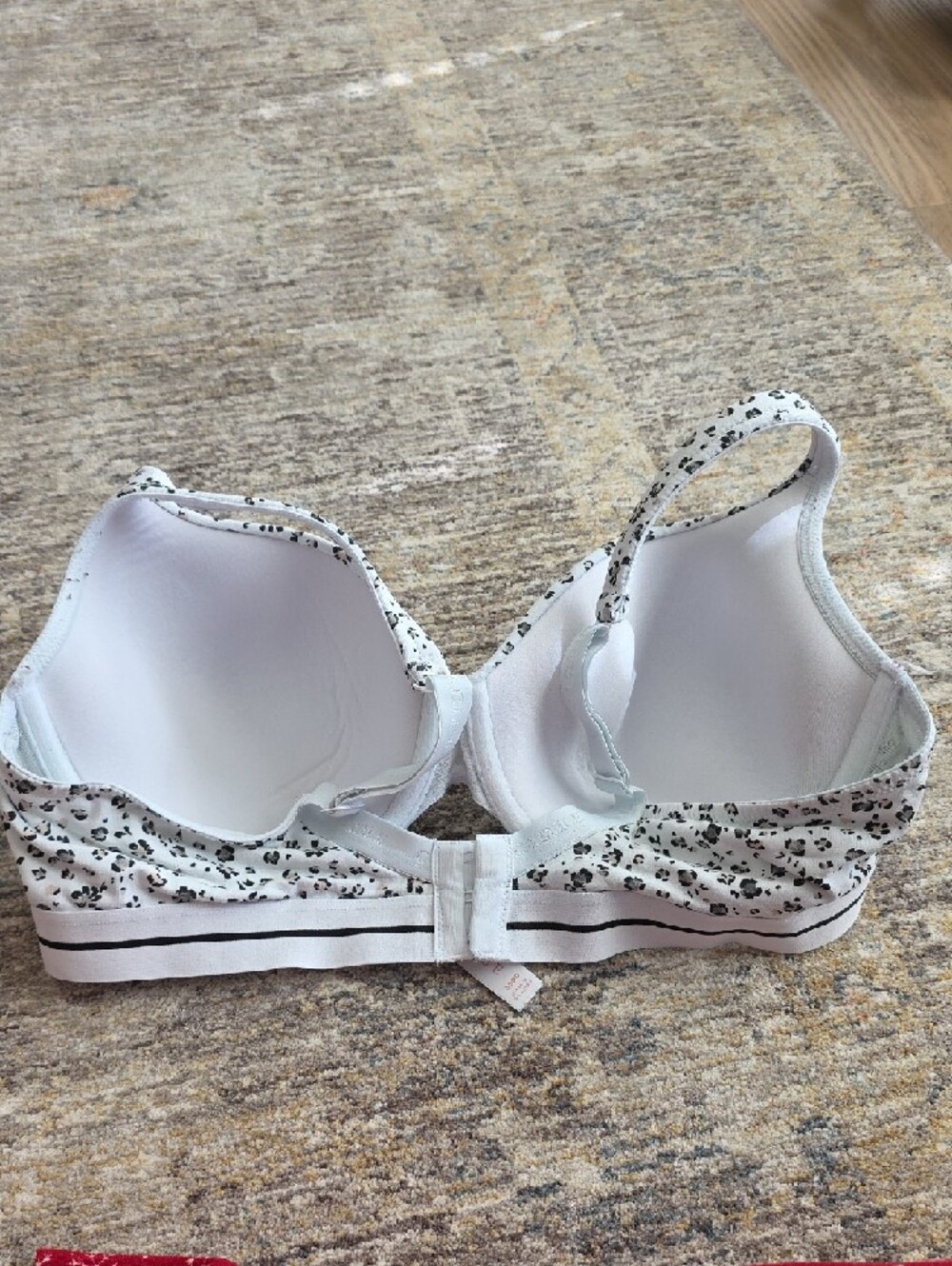 Cacique White Leopard Print T-Shirt Bra 38DD - Picture 2 of 4